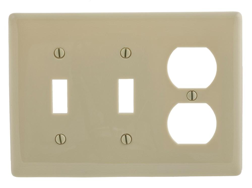 WALLPLATE, 3-G, 2) TOG 1) DUP, IV