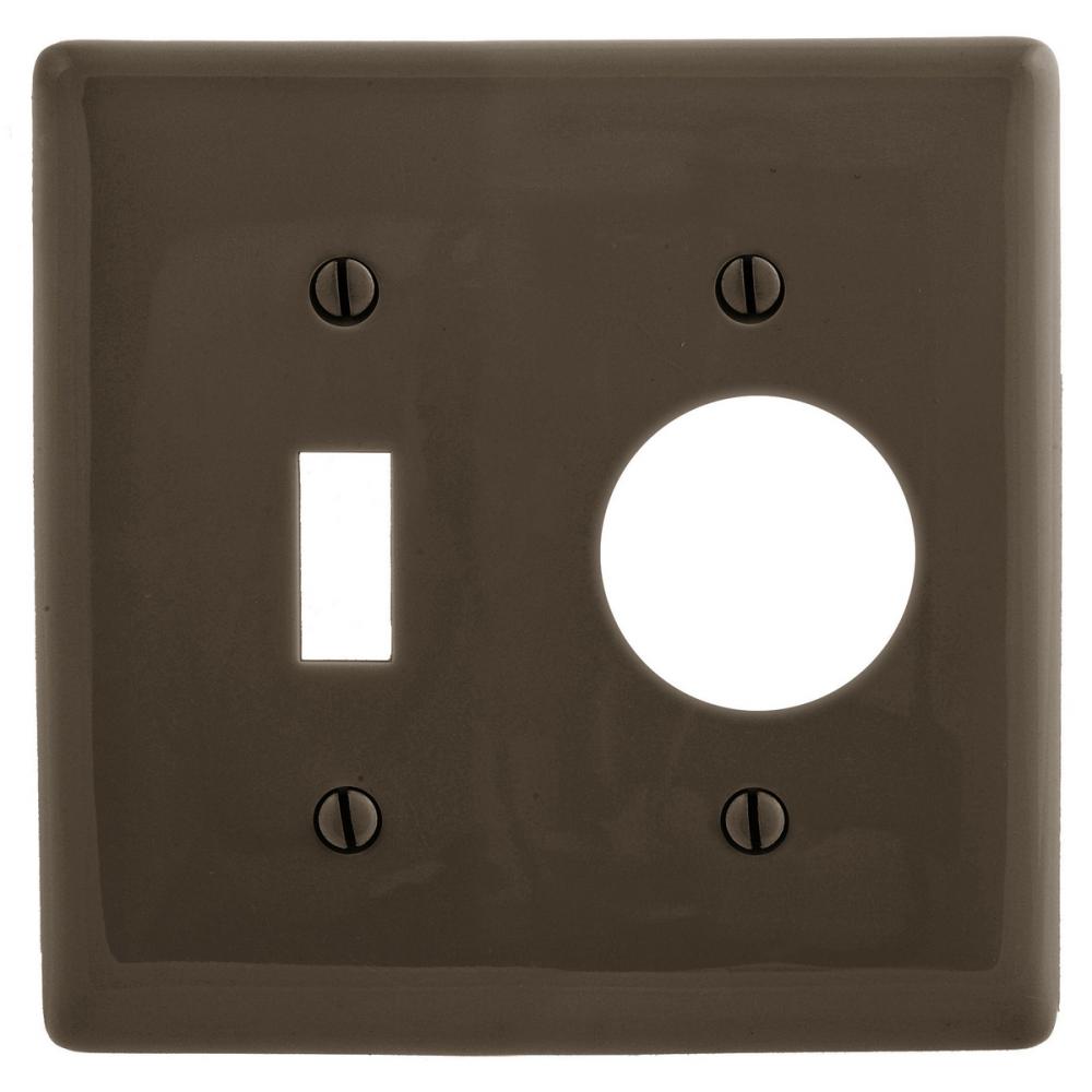 WALLPLATE, 2-G, 1) TOG 1) 1.39&#34; OPNG, BR