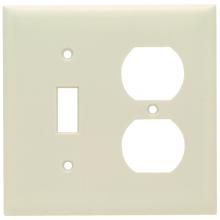 Legrand-Pass & Seymour SP18LA - SMOOTH WP 2G TOGGLE + 1 DUPLEX LA