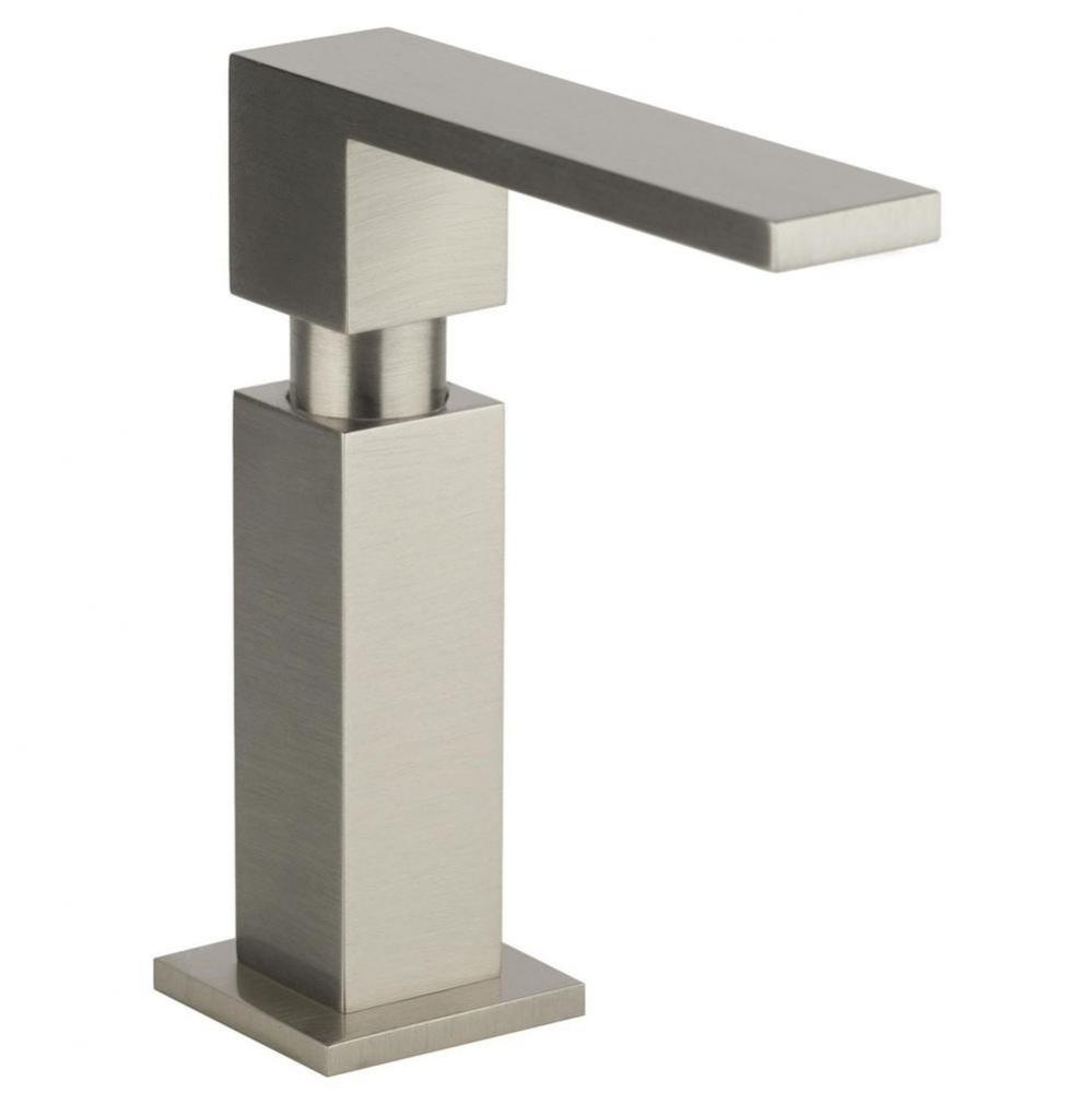 Avado 2-1/2&apos;&apos; x 5&apos;&apos; x 5-1/2&apos;&apos; Soap / Lotion Dispenser, Brushed Nicke