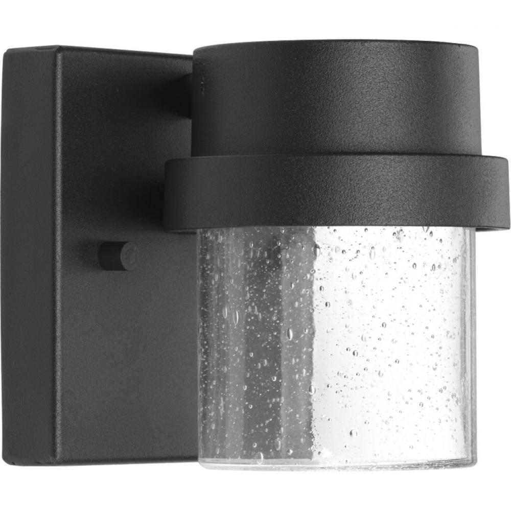 P560073-031-30 1-9W 3000K WALL LANTERN